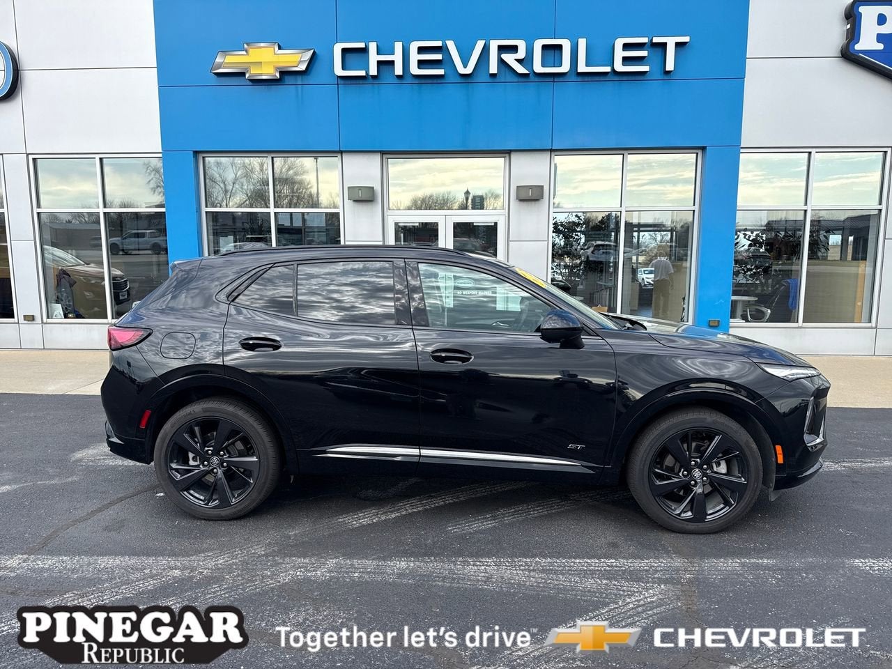 2025 Buick Envision Sport Touring AWD