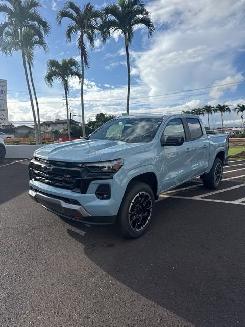 View vehicle photo 2
