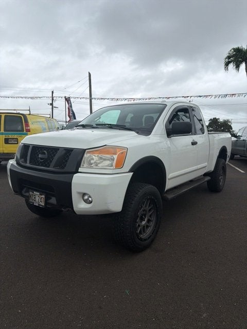 2015 Nissan Titan SV King Cab 4WD