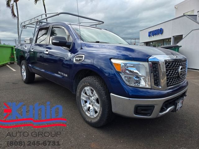  2017 Nissan Titan SV Crew Cab 4WD   