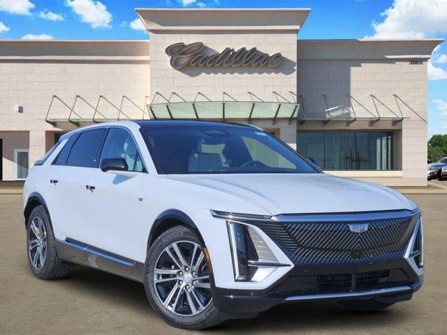 Vibrant White Tricoat 2027 Cadillac LYRIQ SUV / Crossover Rear-Wheel Drive Automatic