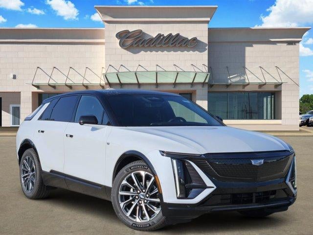 Vibrant White Tricoat 2027 Cadillac LYRIQ SUV / Crossover Rear-Wheel Drive Automatic