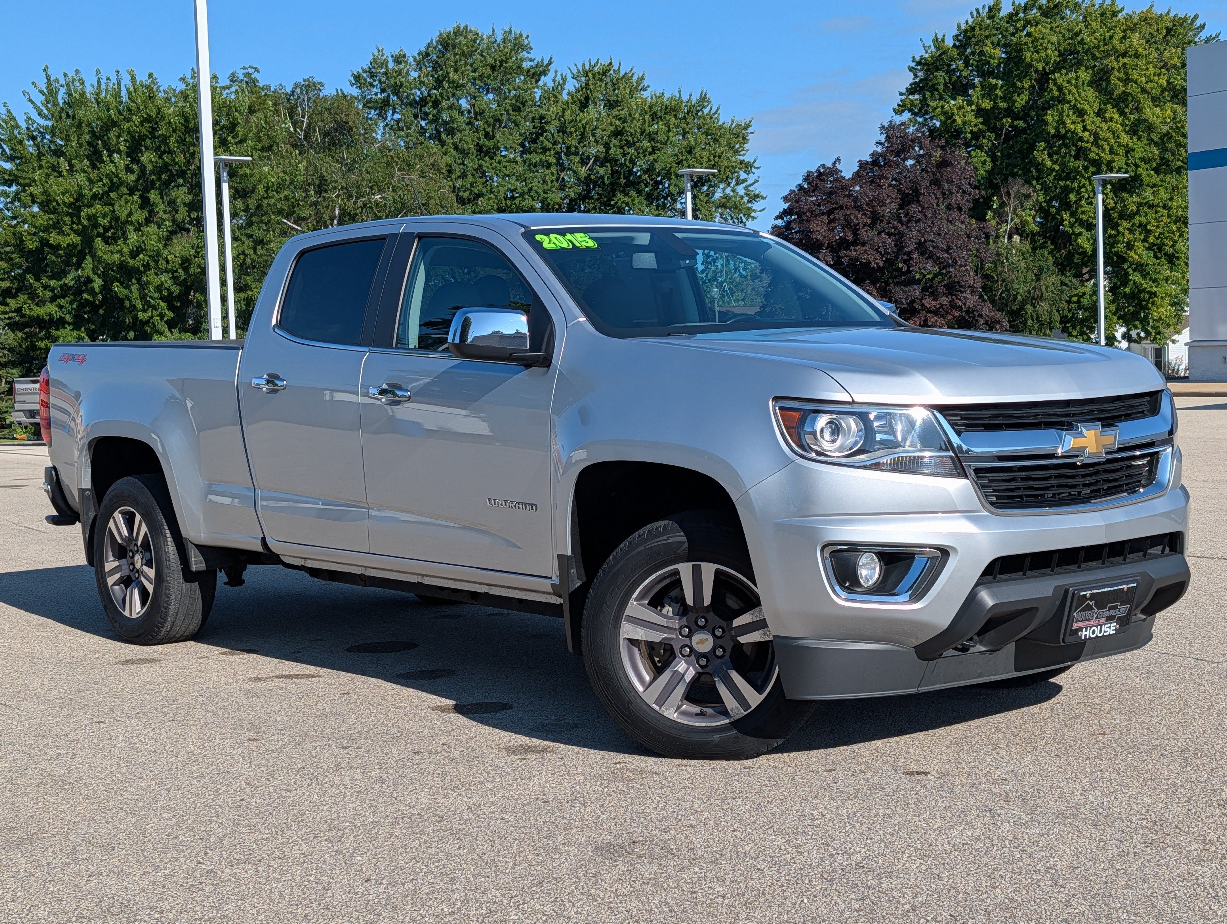 Silver Ice Metallic 2015 Chevrolet Colorado Pickup Truck Four-Wheel Drive Automatic