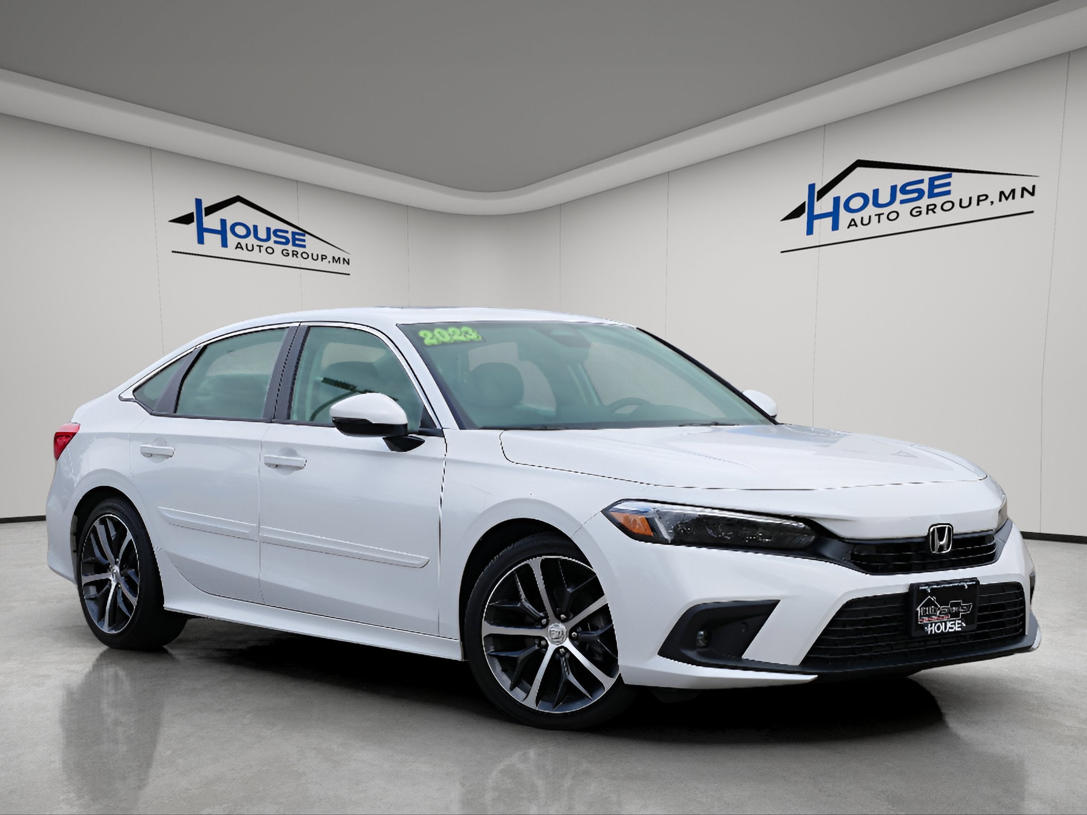  2023 Honda Civic Touring FWD   