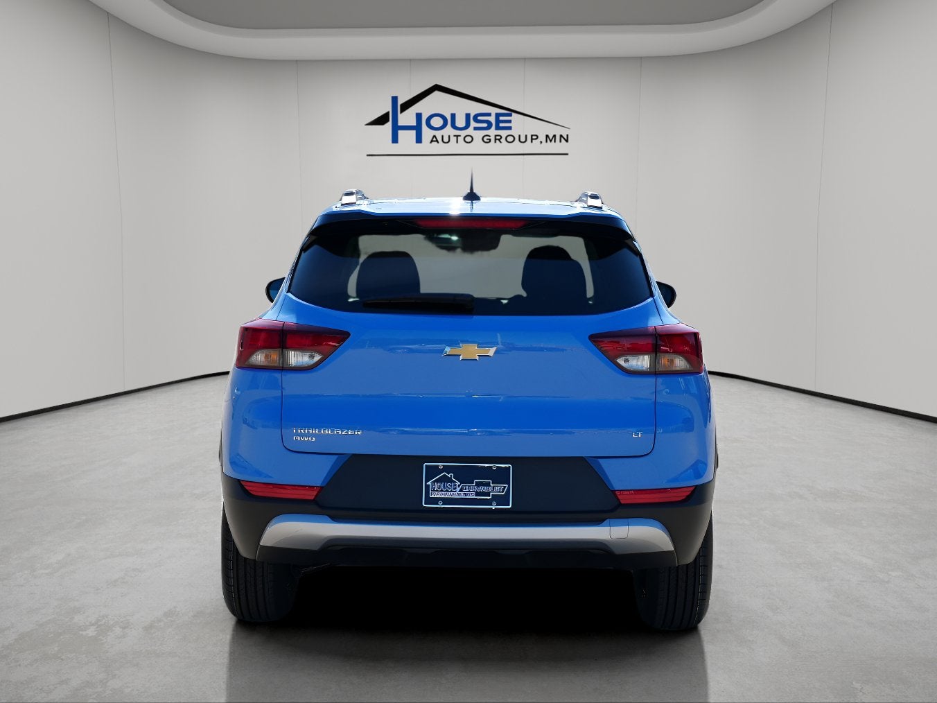 View vehicle photo 6