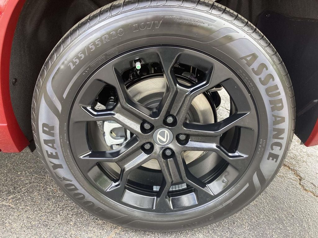 View vehicle photo 7