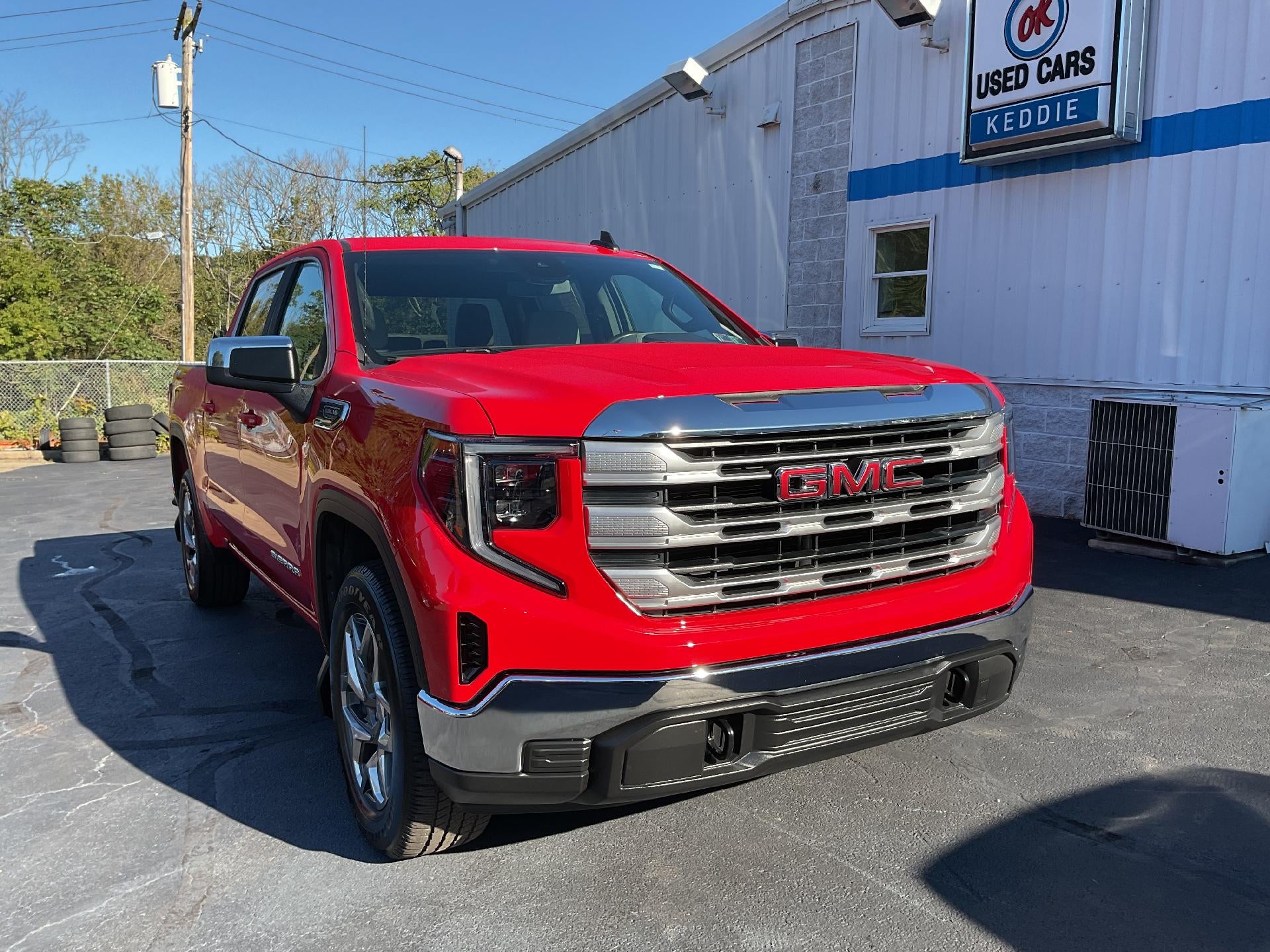  2023 GMC Sierra 1500 SLE Crew Cab 4WD   