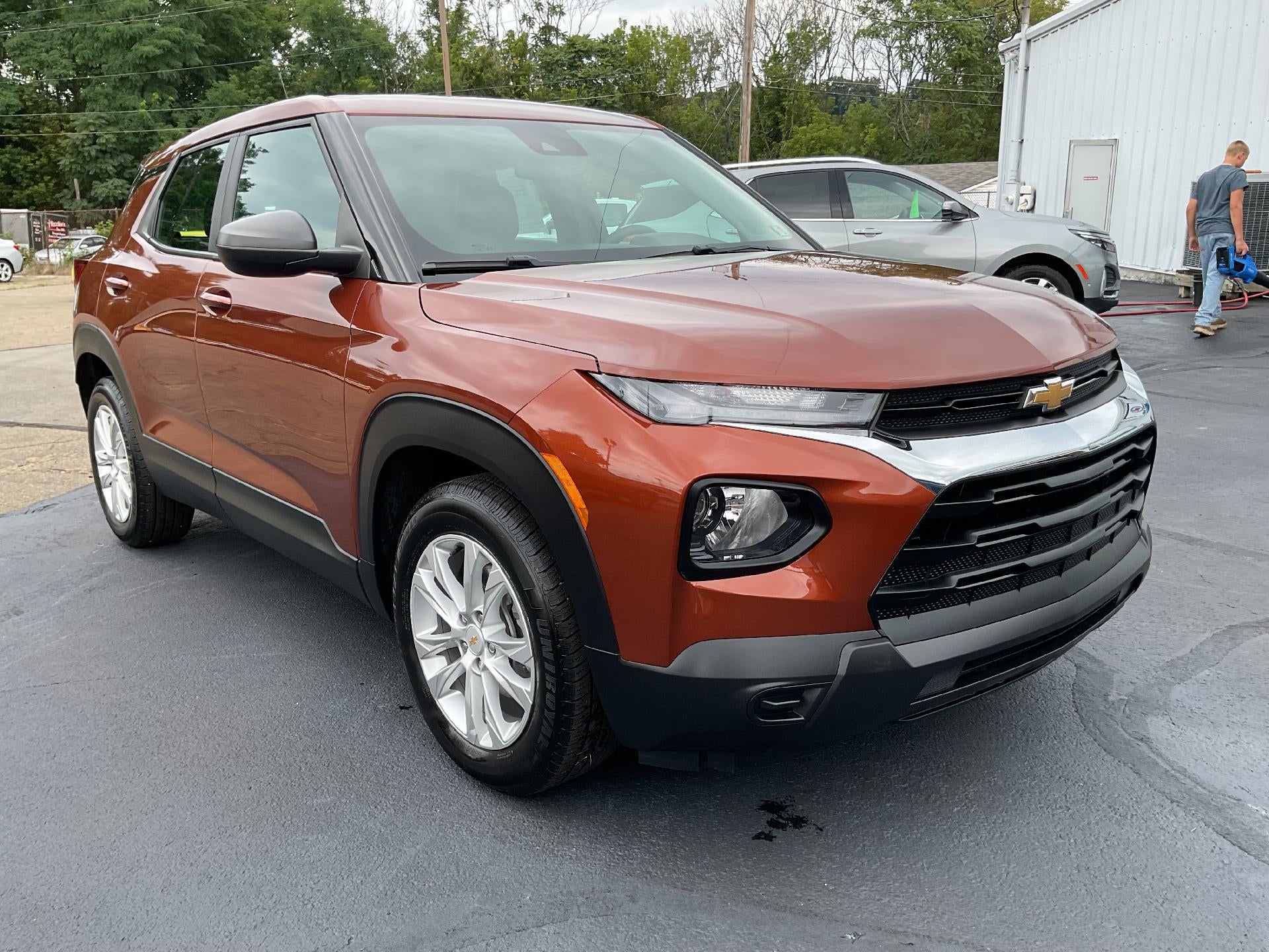 Red (Dark Copper Metallic) 2021 Chevrolet Trailblazer SUV / Crossover Front-Wheel Drive Automatic