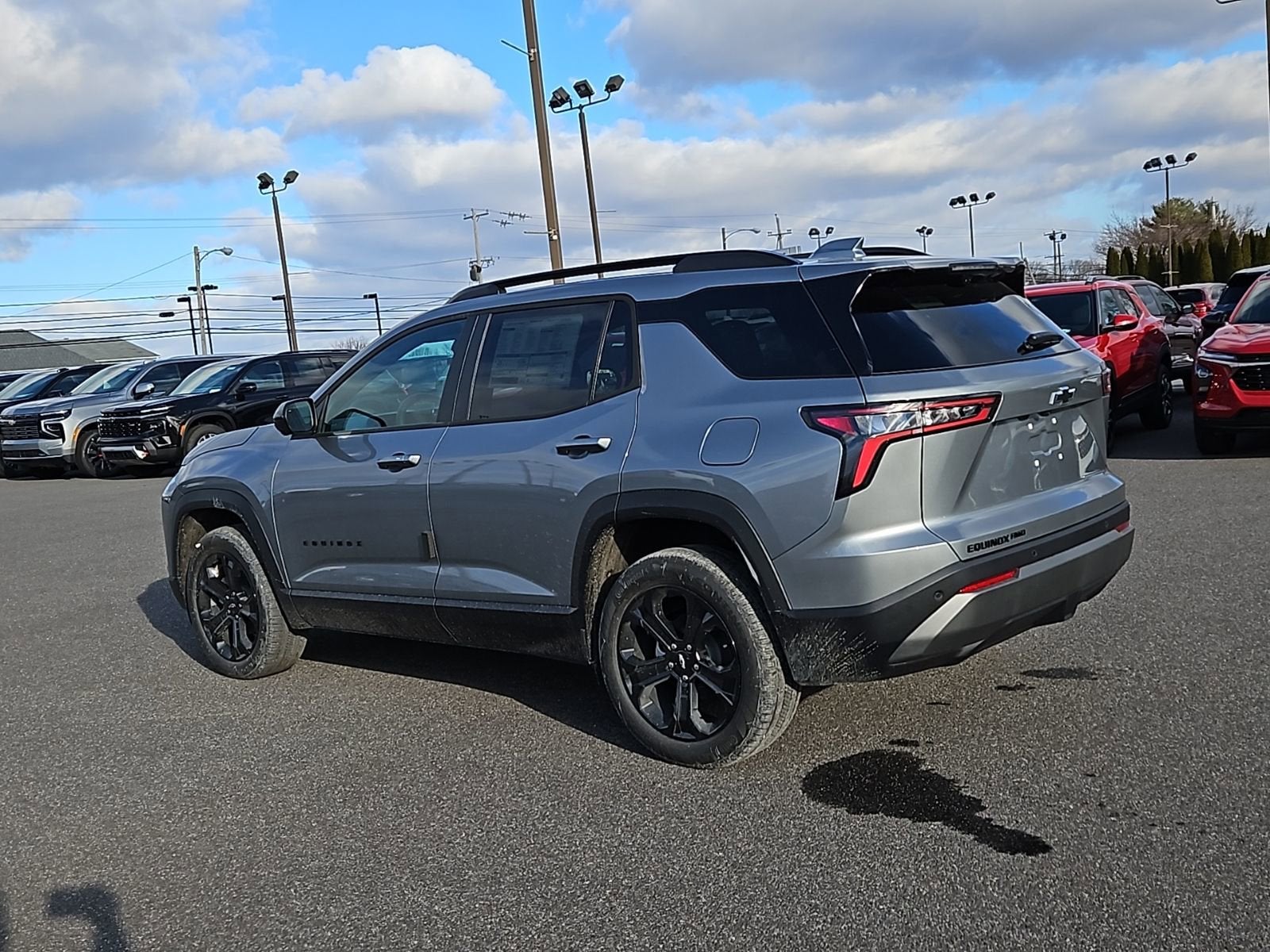 View vehicle photo 4