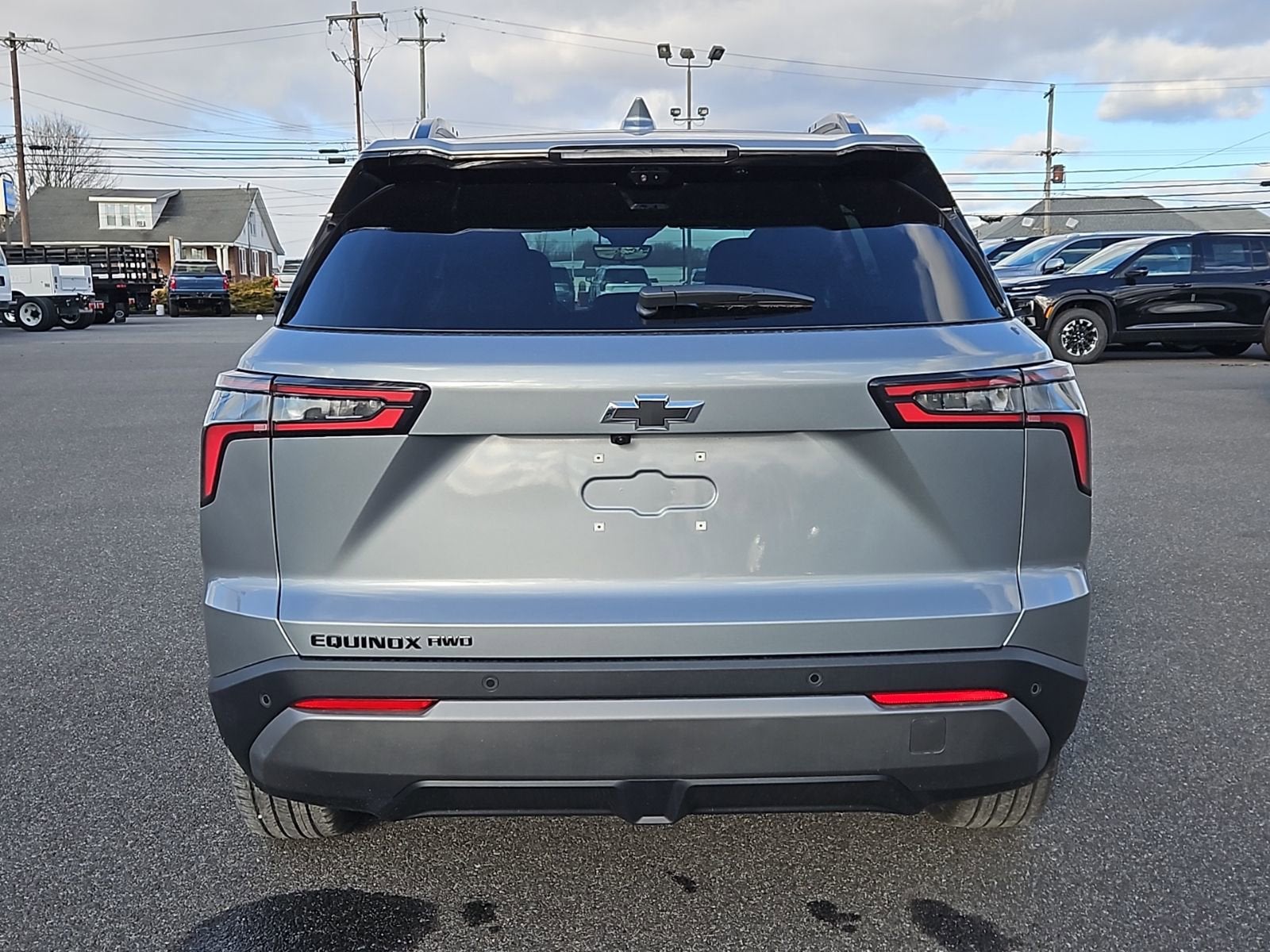 View vehicle photo 5