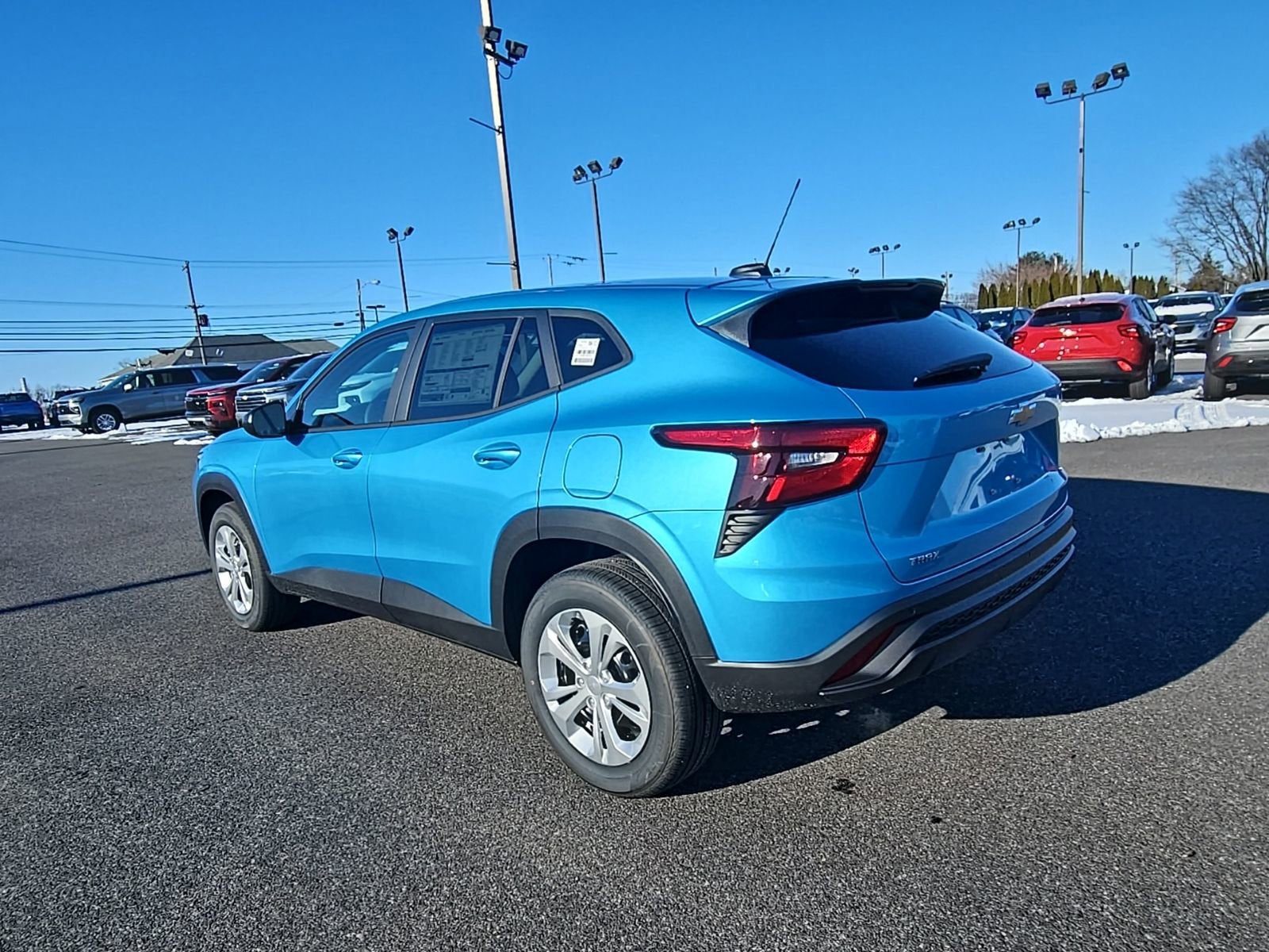 View vehicle photo 4