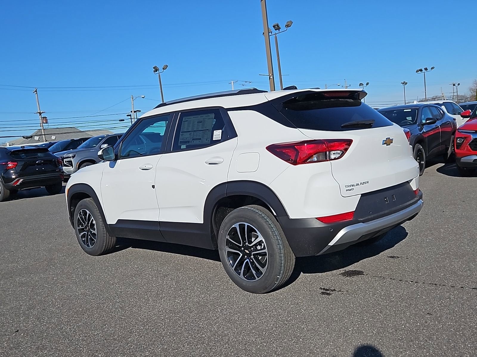 View vehicle photo 4