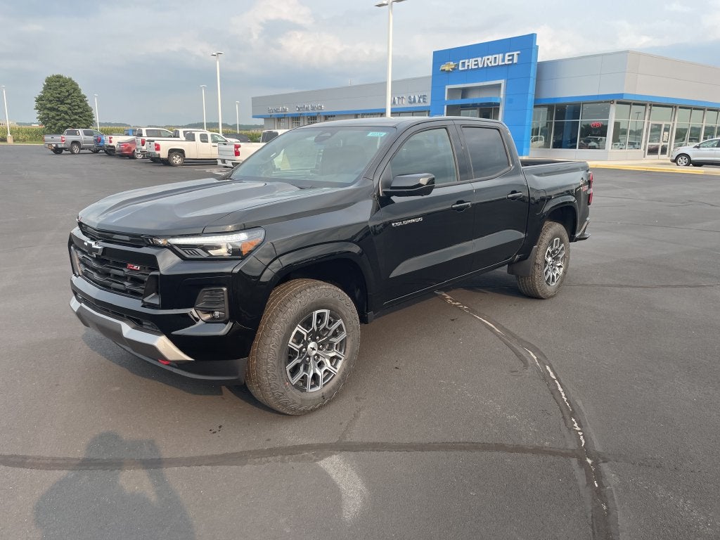 Black 2026 Chevrolet Colorado Pickup Truck Four-Wheel Drive Automatic
