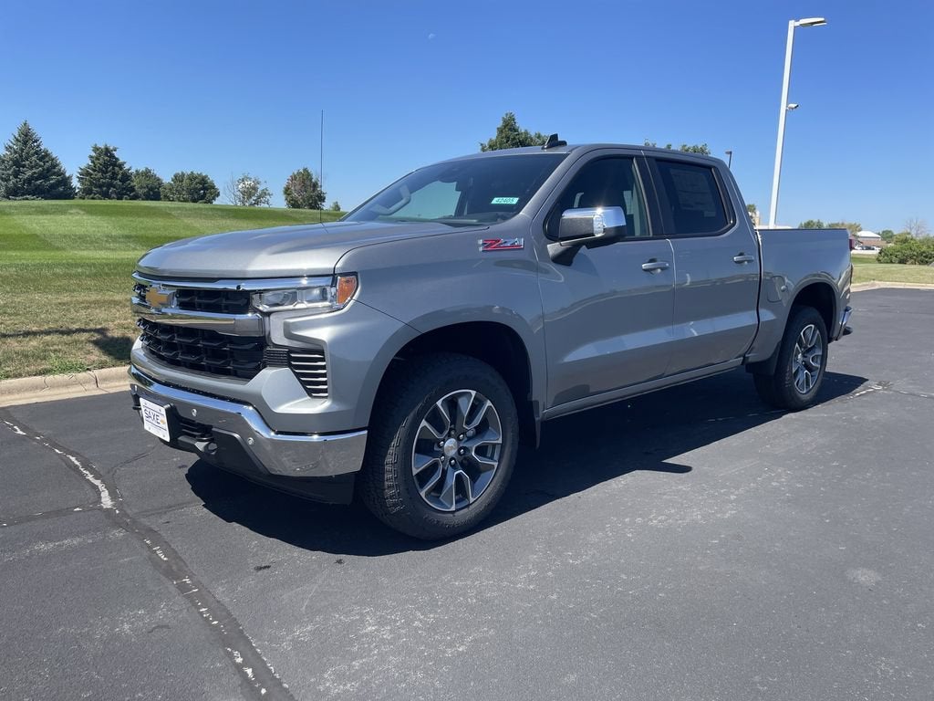 Sterling Gray Metallic 2026 Chevrolet Silverado 1500 Pickup Truck Four-Wheel Drive Automatic