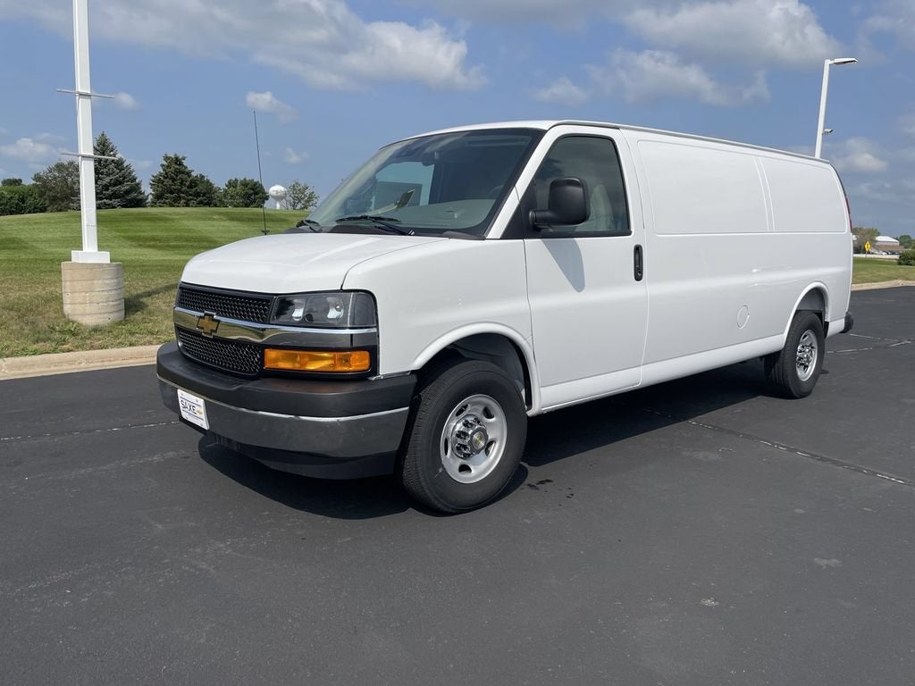 Summit White 2026 Chevrolet Express Cargo Van Rear-Wheel Drive Automatic