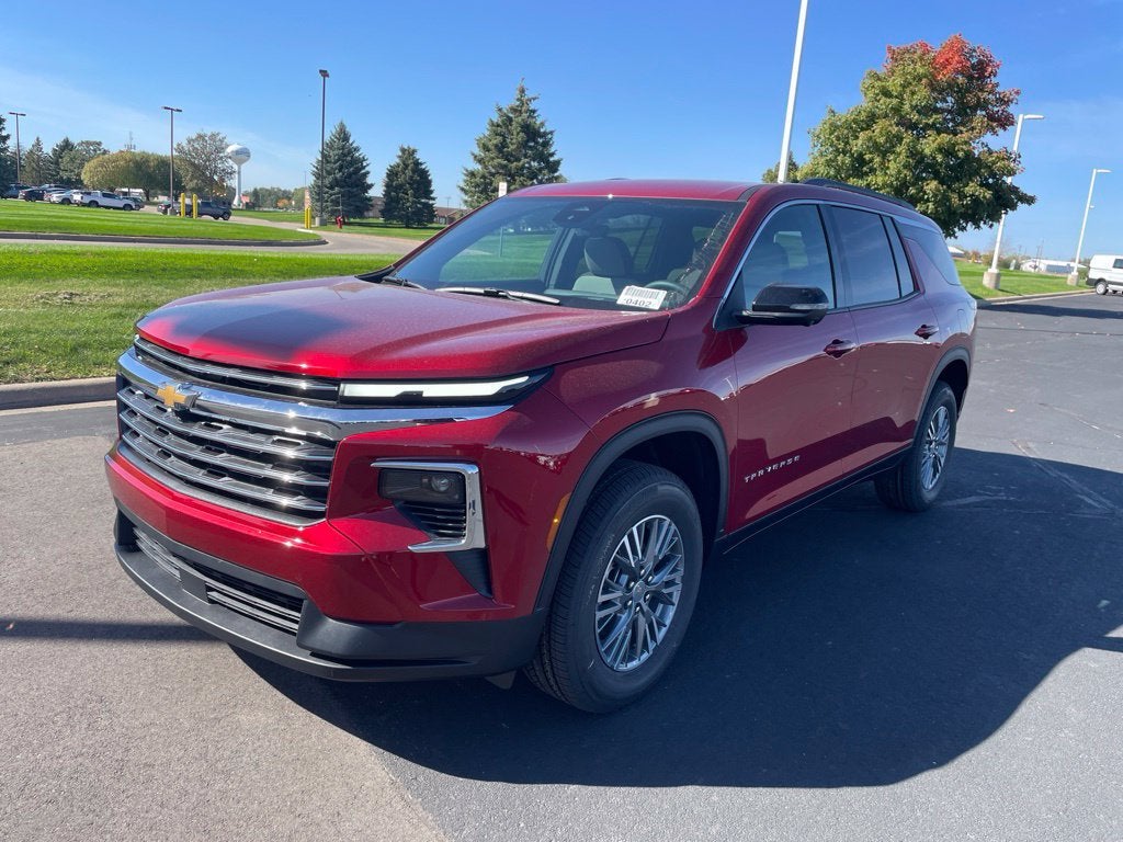 Radiant Red Tintcoat 2027 Chevrolet Traverse SUV / Crossover Four-Wheel Drive Automatic