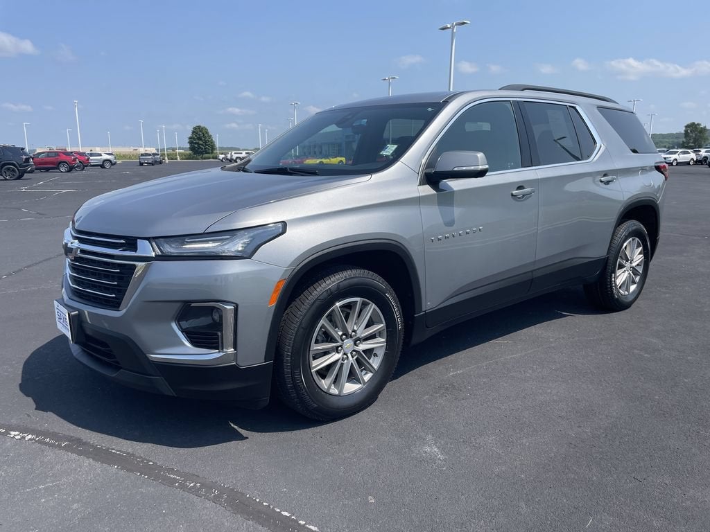 Sterling Gray Metallic 2023 Chevrolet Traverse SUV / Crossover Four-Wheel Drive Automatic