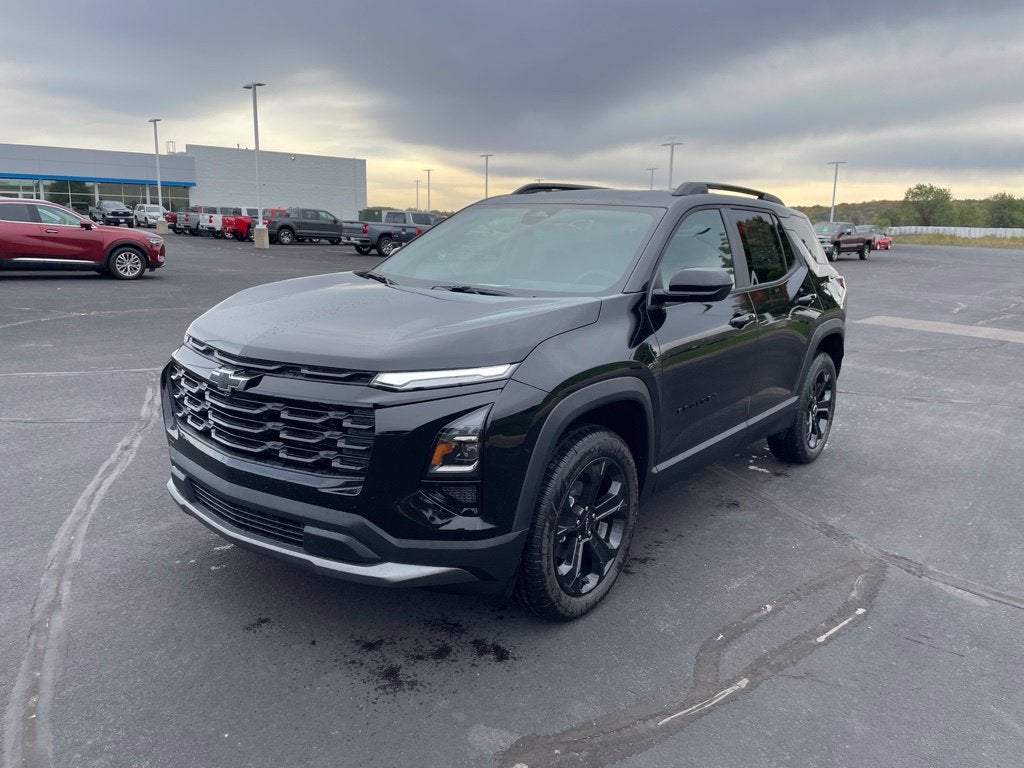 Mosaic Black Metallic 2027 Chevrolet Equinox SUV / Crossover Four-Wheel Drive Automatic