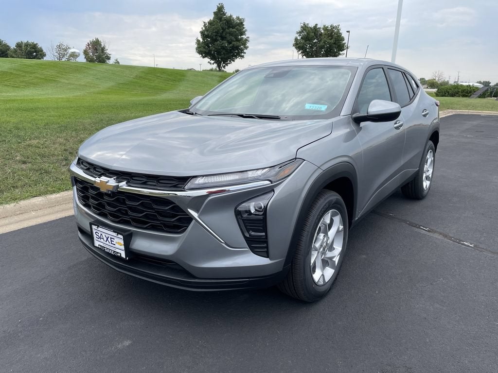 Sterling Gray Metallic 2026 Chevrolet Trax SUV / Crossover Front-Wheel Drive Automatic