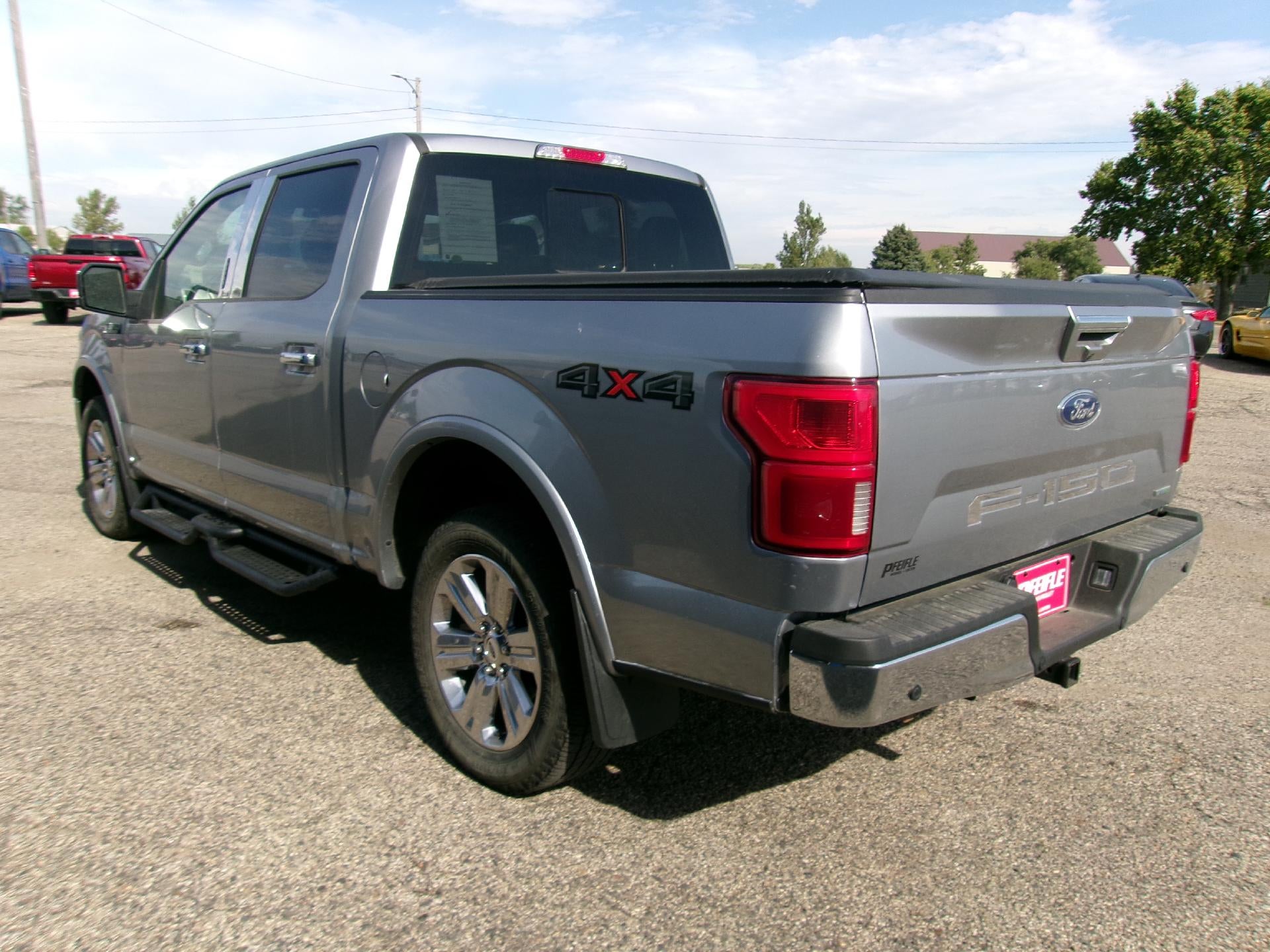 View vehicle photo 5