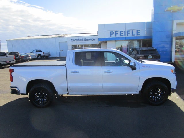 2022 Chevrolet Silverado 1500 LTZ Crew Cab 4WD