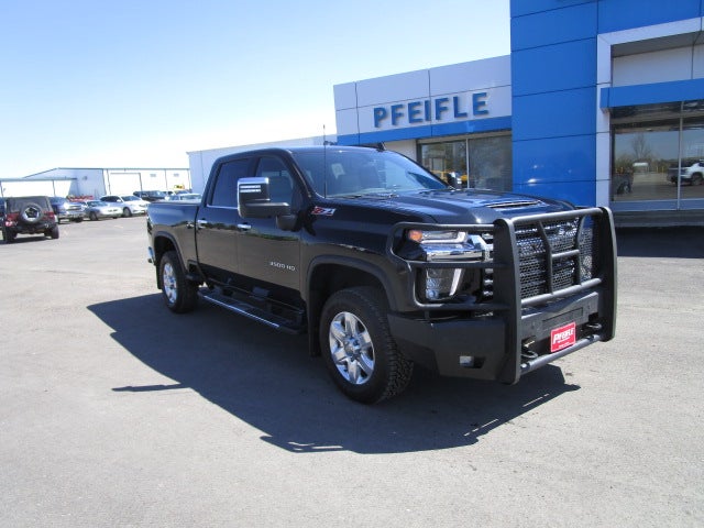 Black 2022 Chevrolet Silverado 3500HD Pickup Truck Four-Wheel Drive Automatic