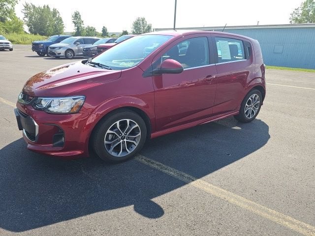 Cajun Red Tintcoat 2018 Chevrolet Sonic Hatchback Front-Wheel Drive Automatic