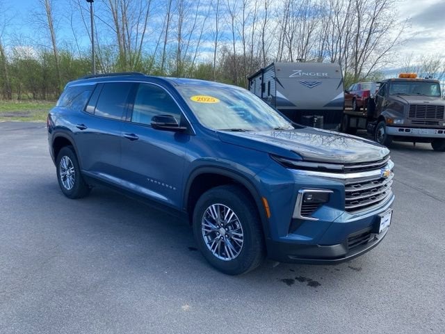 Lakeshore Blue Metallic 2025 Chevrolet Traverse SUV / Crossover Front-Wheel Drive Automatic