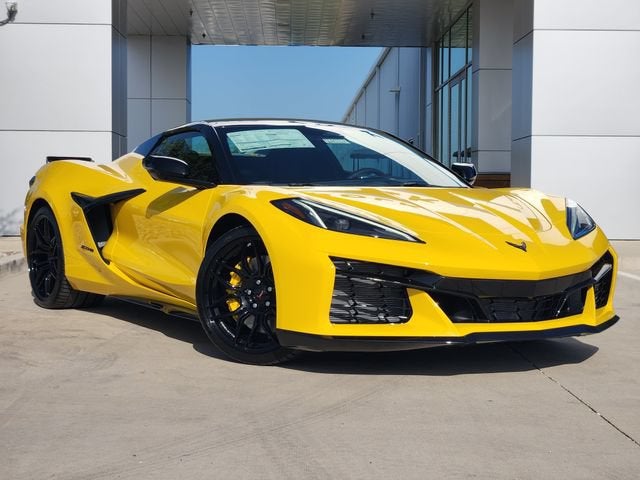 Competition Yellow Tintcoat Metallic 2027 Chevrolet Corvette Convertible Rear-Wheel Drive Automatic