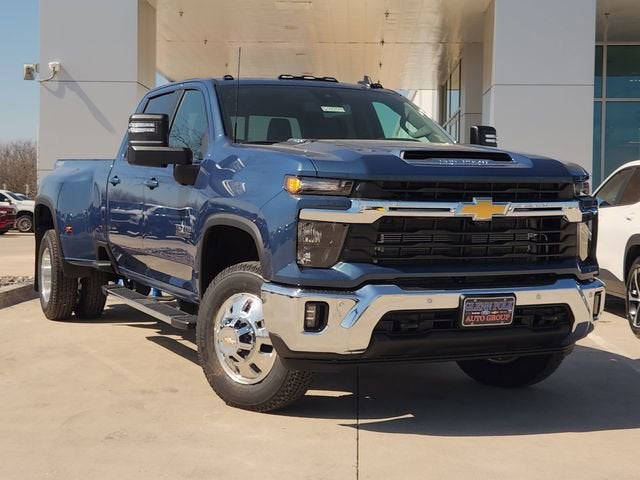 2026 Chevrolet Silverado 3500HD LT Crew Cab LB DRW 4WD