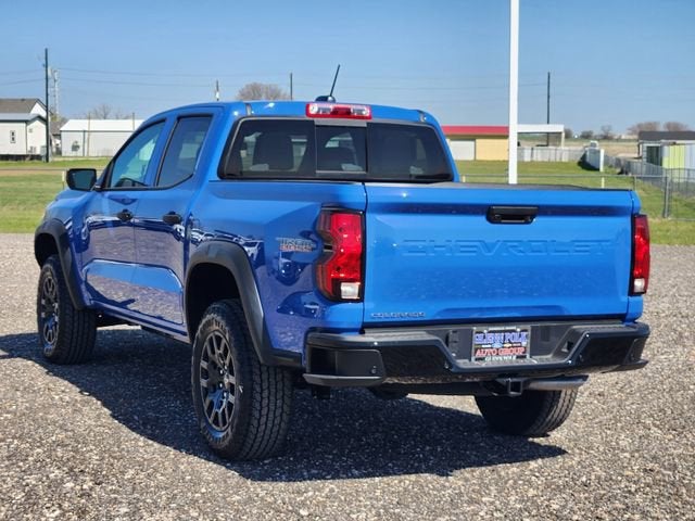 View vehicle photo 4