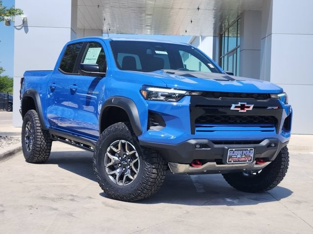 Reef Blue Metallic 2026 Chevrolet Colorado Pickup Truck Four-Wheel Drive Automatic