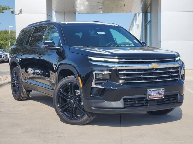 Mosaic Black Metallic 2026 Chevrolet Traverse SUV / Crossover Front-Wheel Drive Automatic