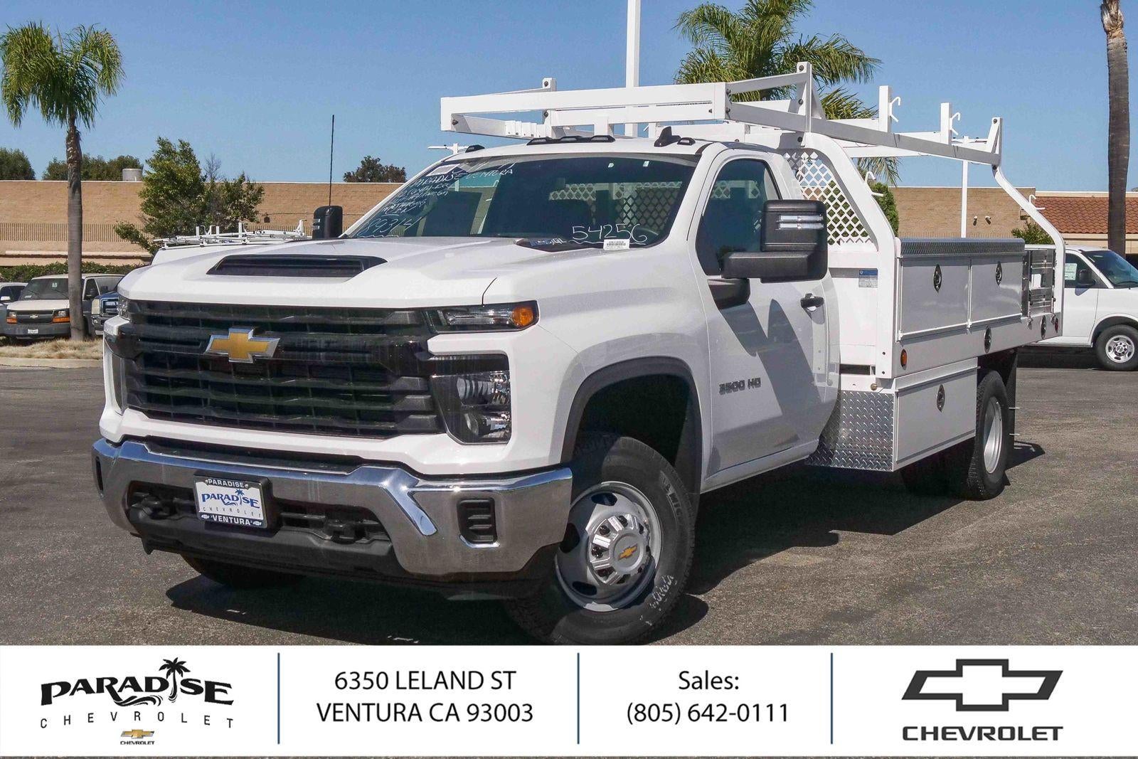 Summit White 2026 Chevrolet Silverado 3500HD Chassis Pickup Truck 4X2 Automatic