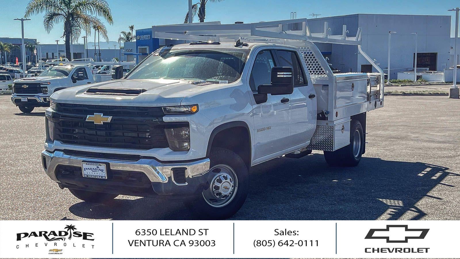 Summit White 2025 Chevrolet Silverado 3500HD Chassis Pickup Truck 4X2 Automatic