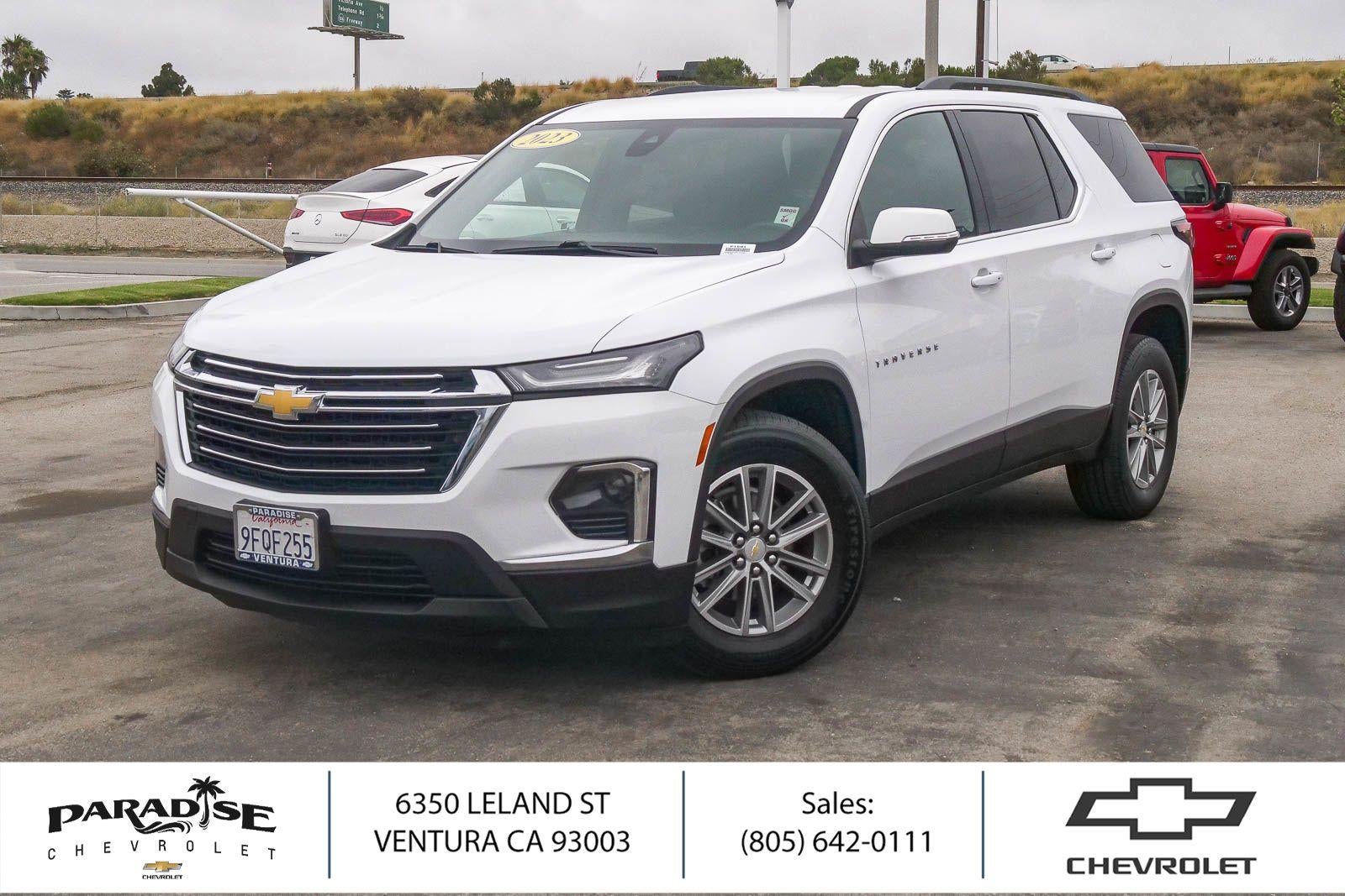 Summit White 2023 Chevrolet Traverse SUV / Crossover Front-Wheel Drive 9-Speed Automatic