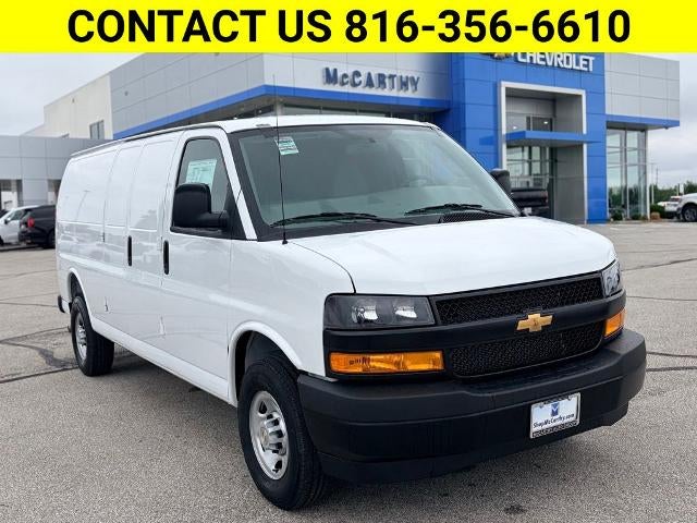Summit White 2026 Chevrolet Express Cargo Van Rear-Wheel Drive Automatic