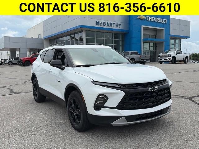 Summit White 2026 Chevrolet Blazer SUV / Crossover  Automatic