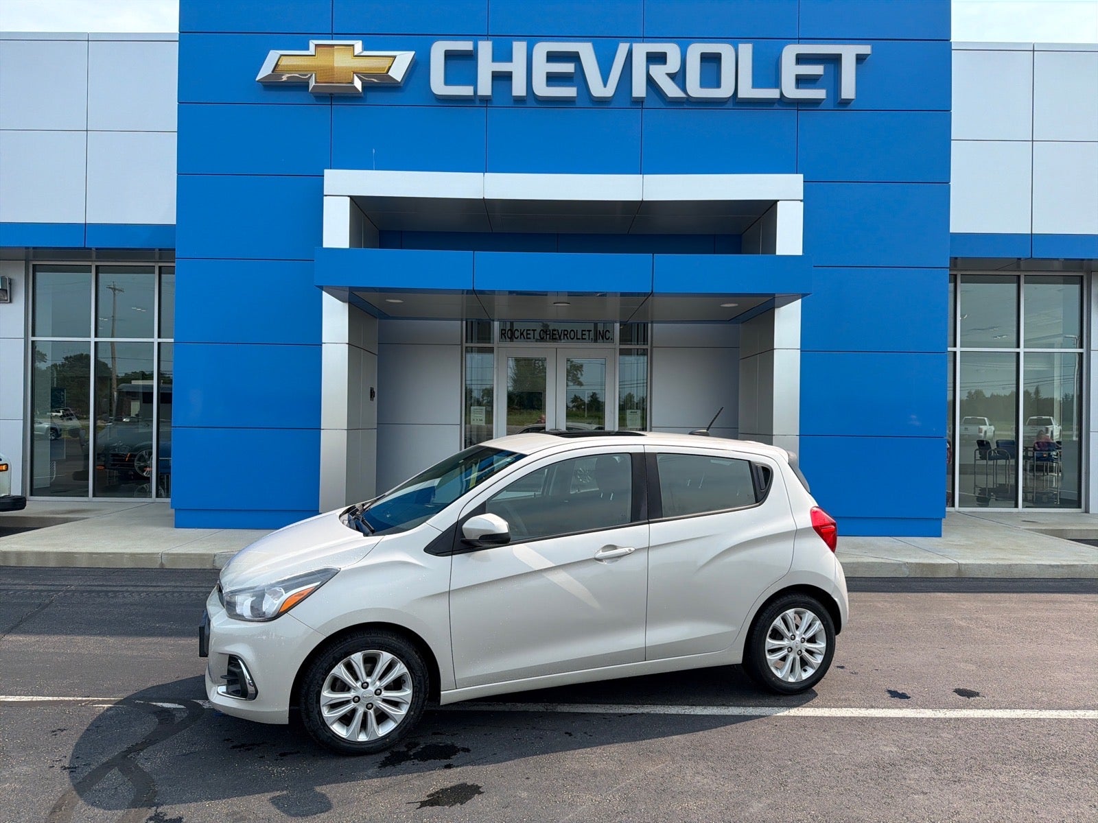  2017 Chevrolet Spark 1LT FWD   