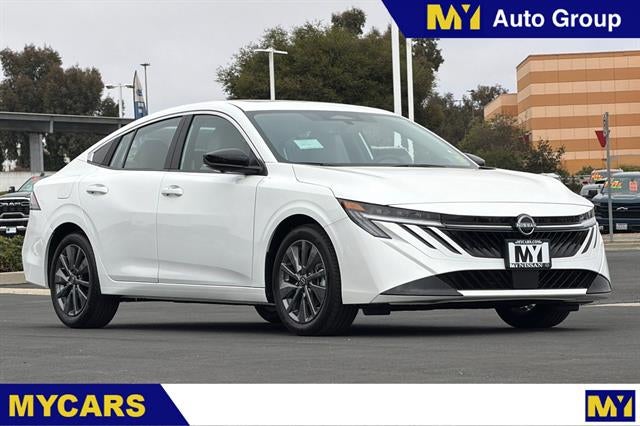 Aspen White Tricoat 2026 Nissan Sentra Sedan Front-Wheel Drive Continuously Variable Transmission