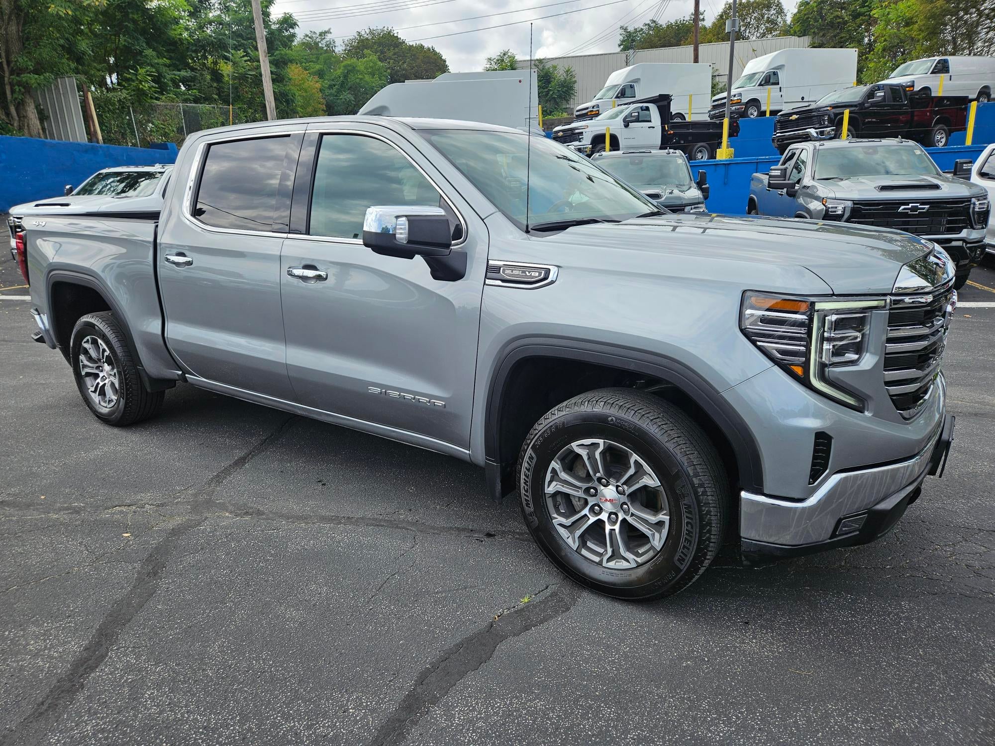 Sterling Metallic 2026 GMC Sierra 1500 Pickup Truck Four-Wheel Drive Automatic