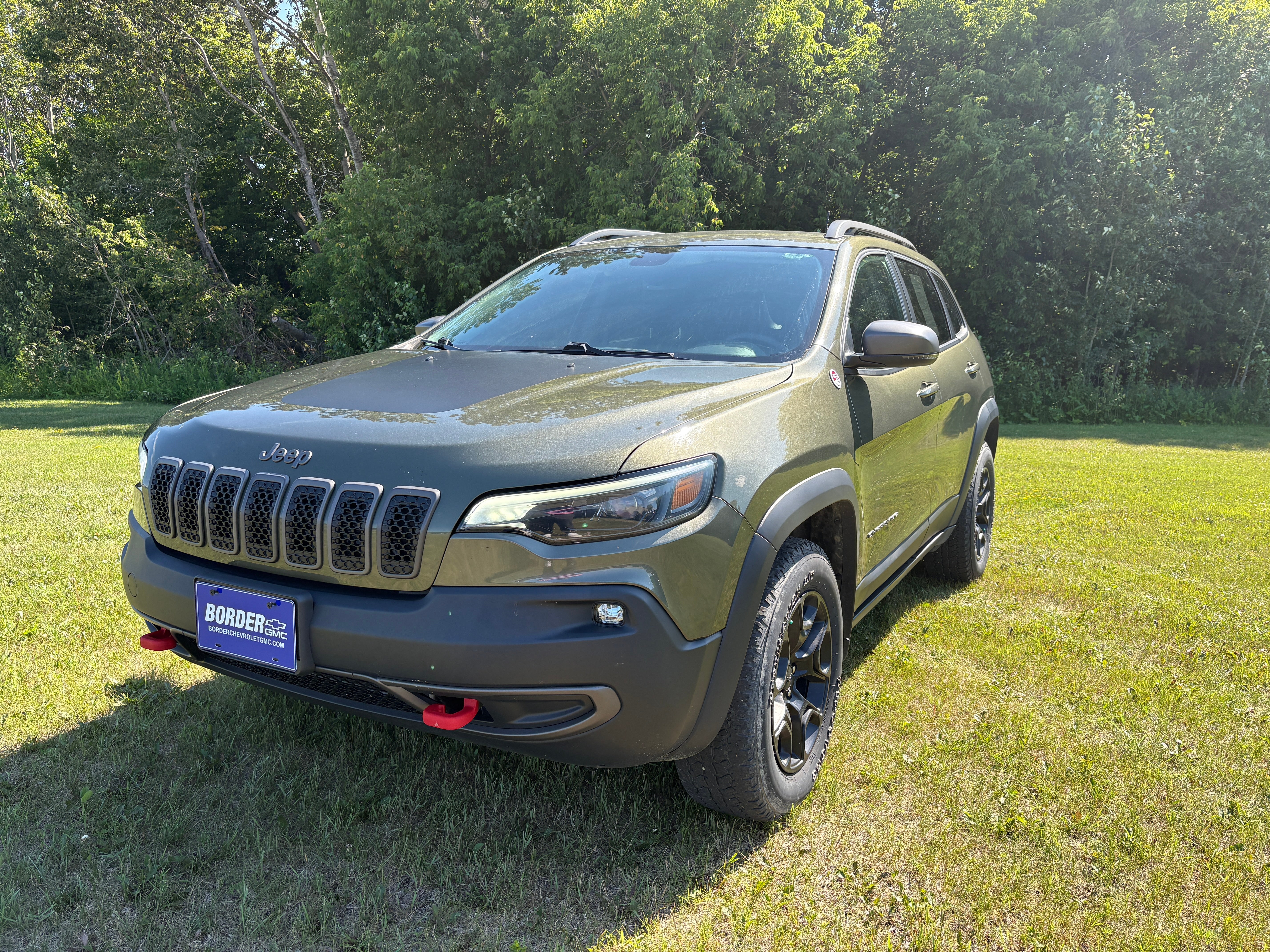 None 2019 Jeep Cherokee SUV / Crossover Four-Wheel Drive Automatic