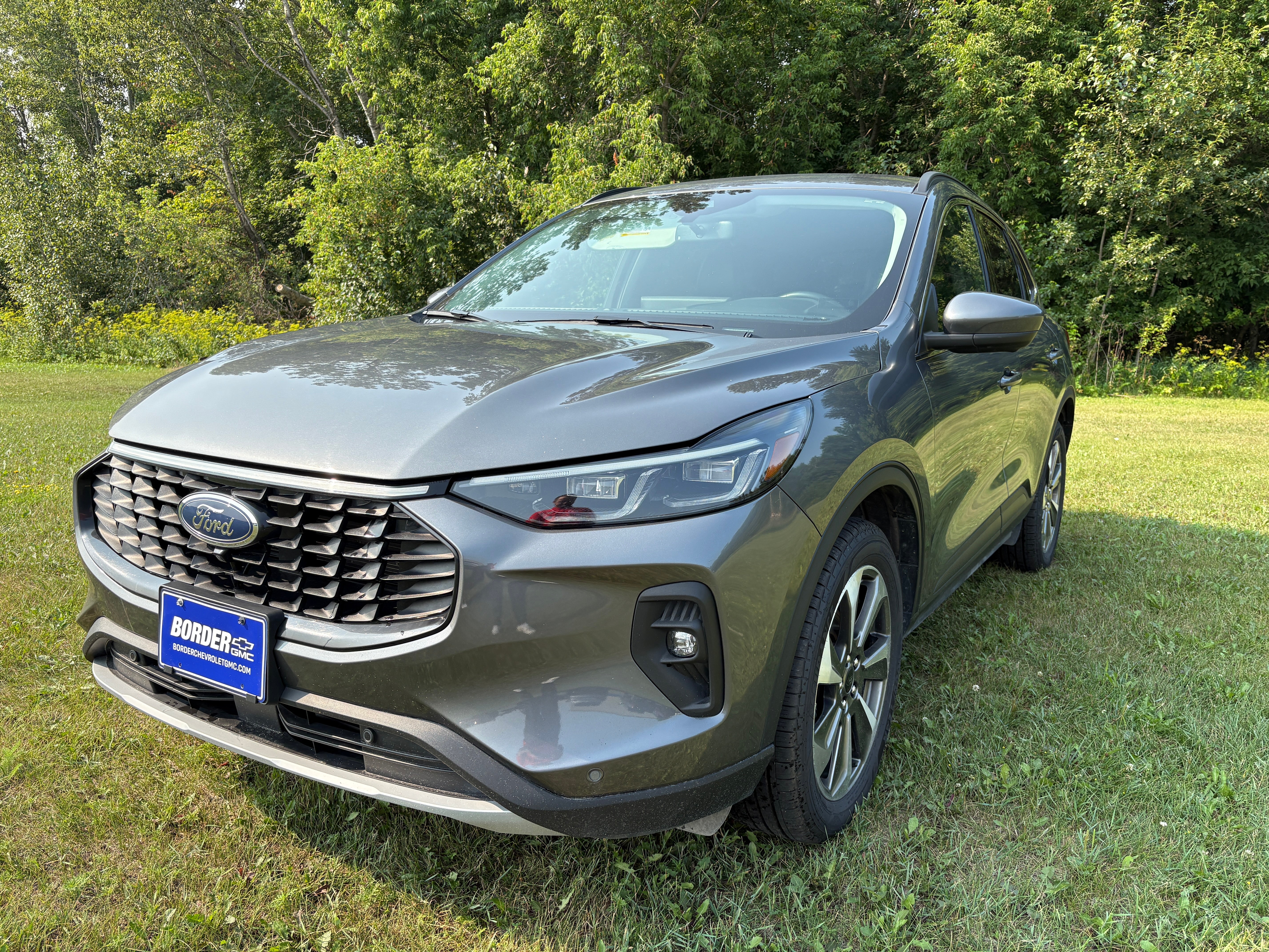  2024 Ford Escape Platinum AWD   