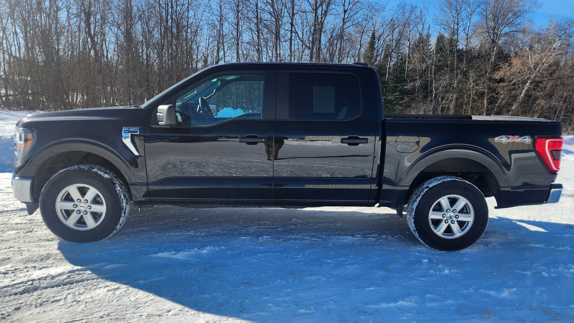 View vehicle photo 2