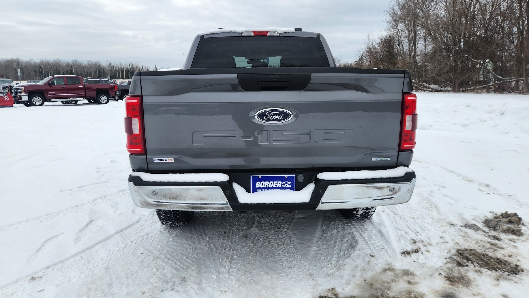 View vehicle photo 5