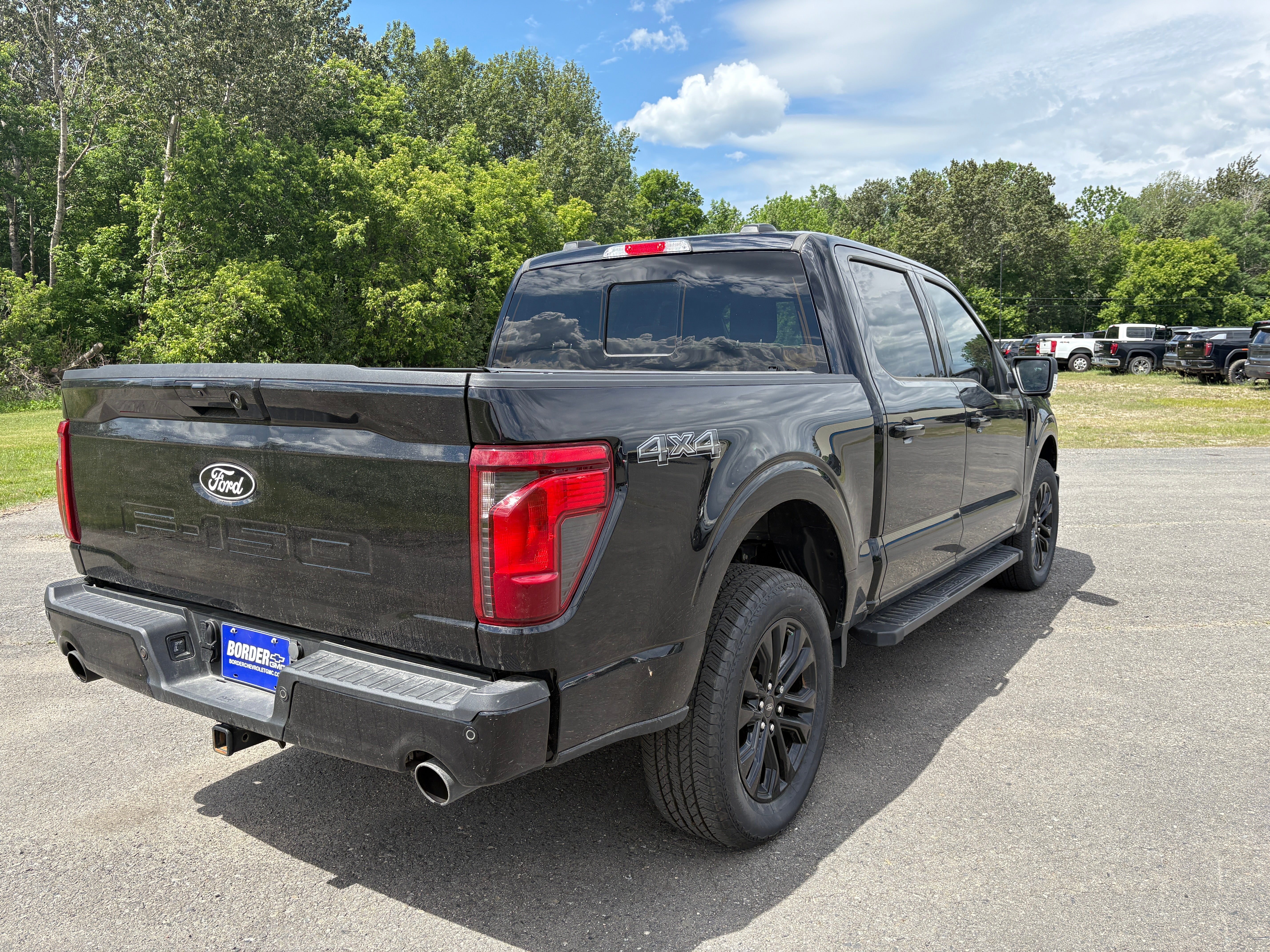 View vehicle photo 5