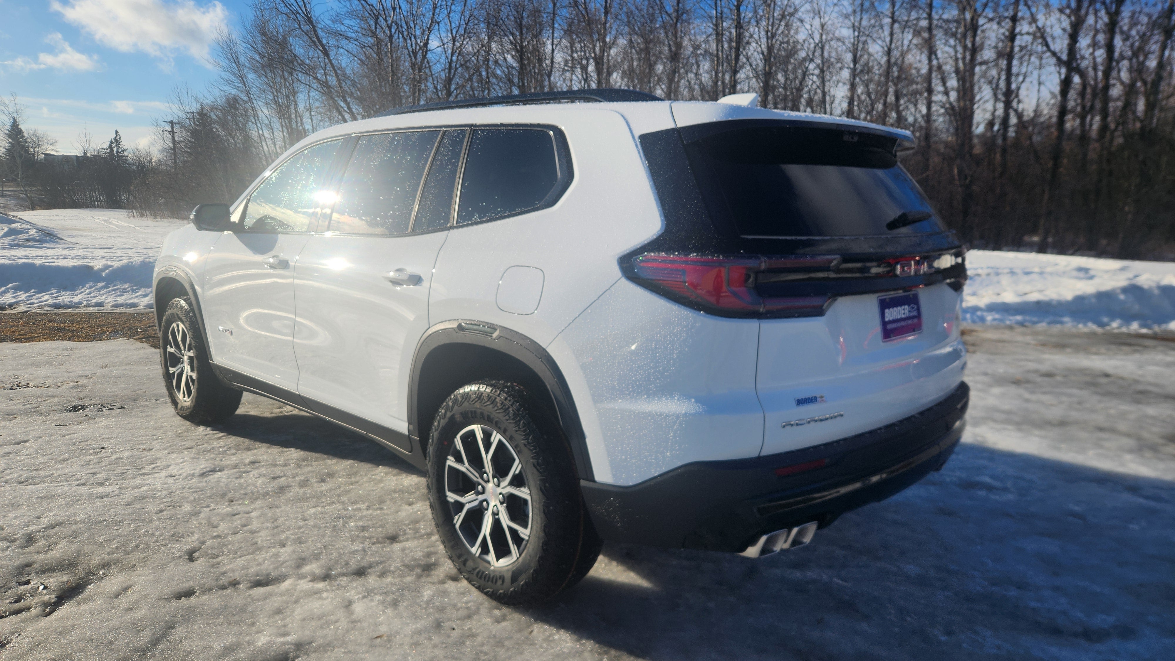 View vehicle photo 3
