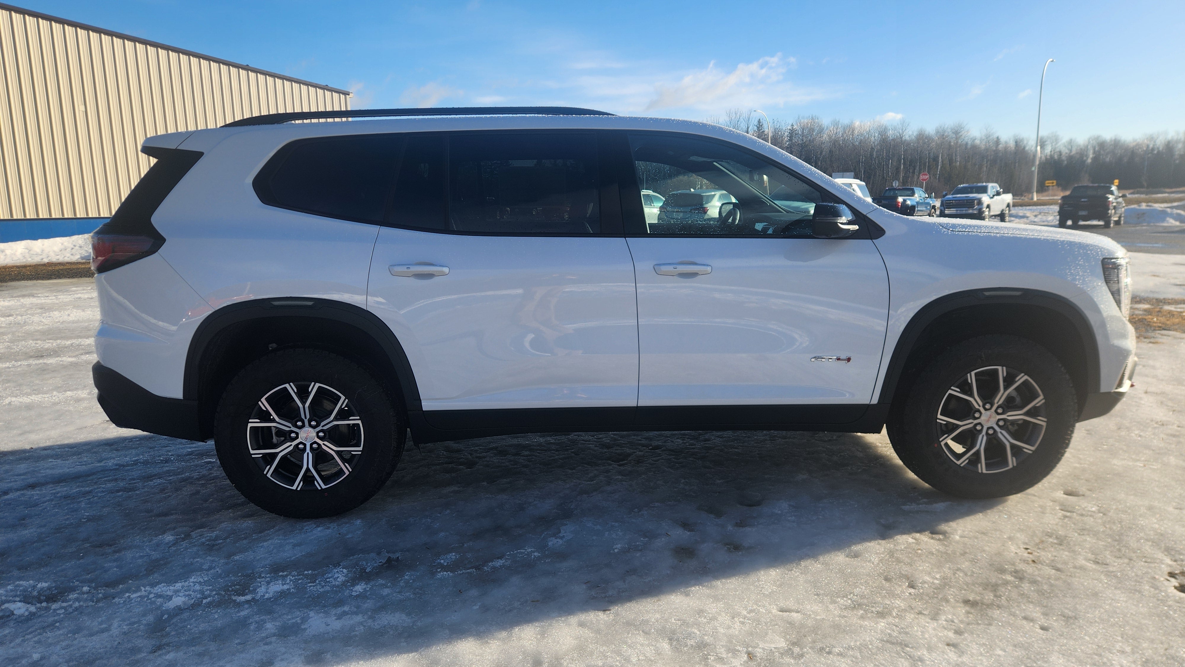 View vehicle photo 6