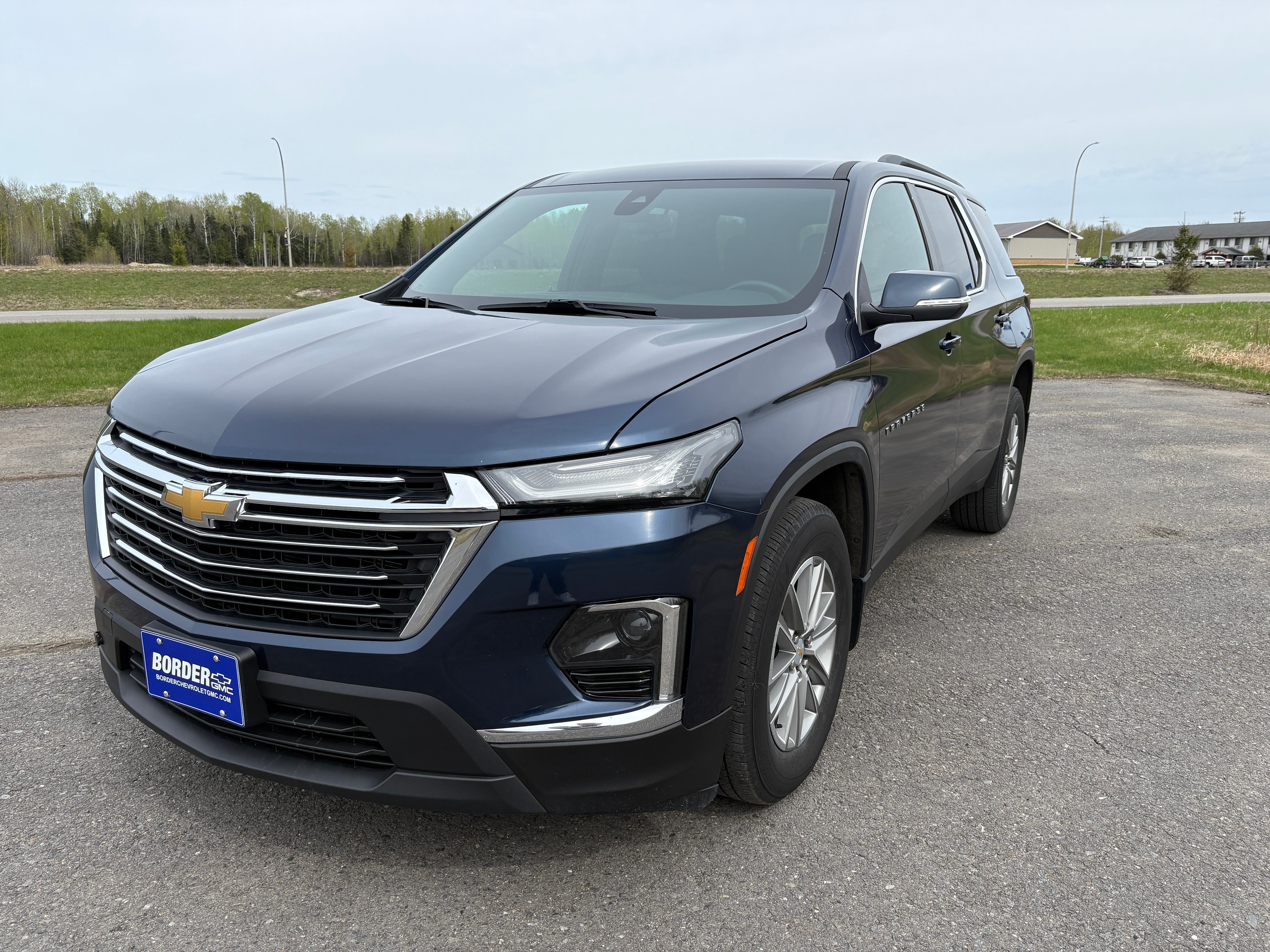  2023 Chevrolet Traverse LT Cloth AWD   