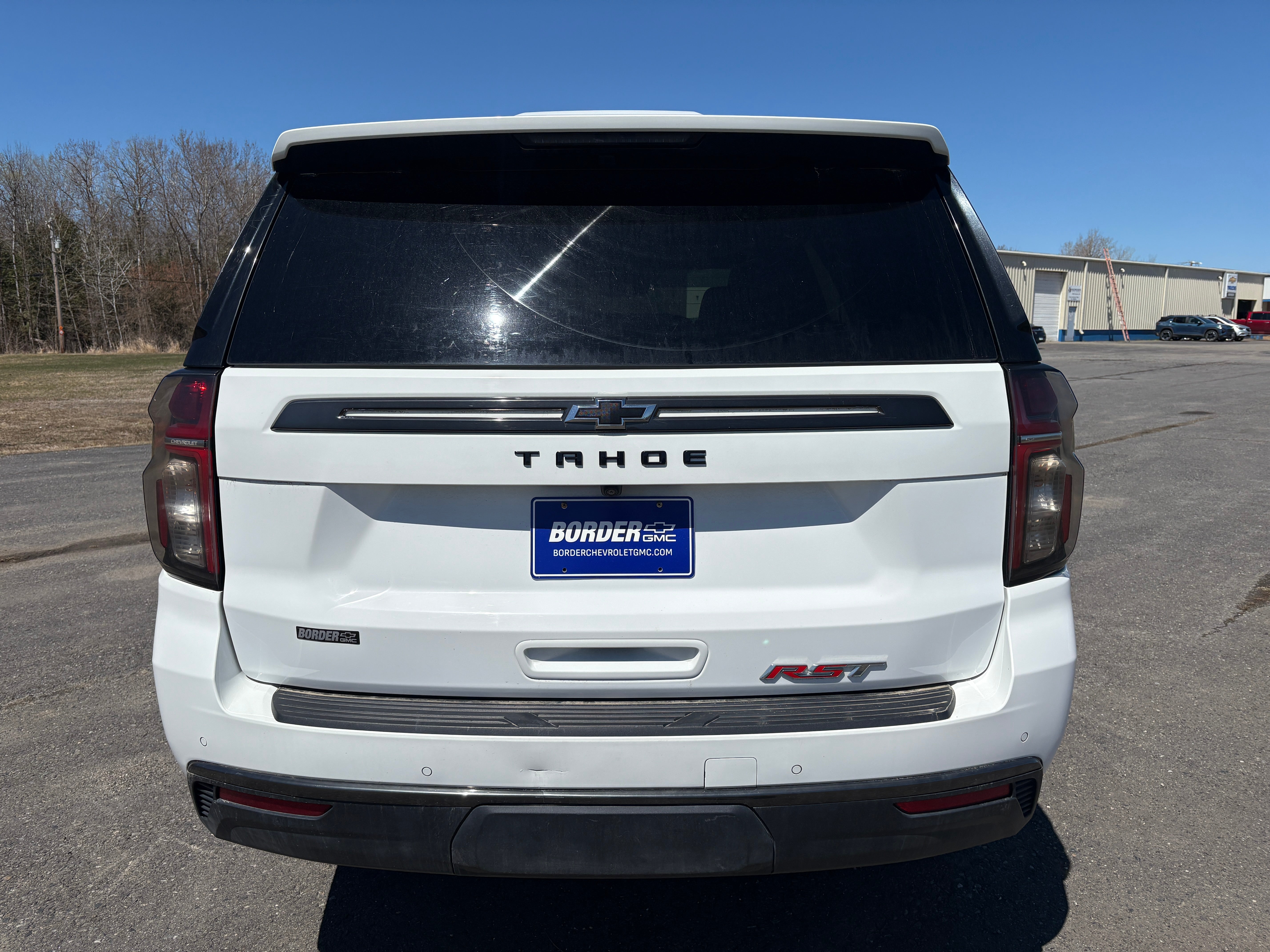 View vehicle photo 4
